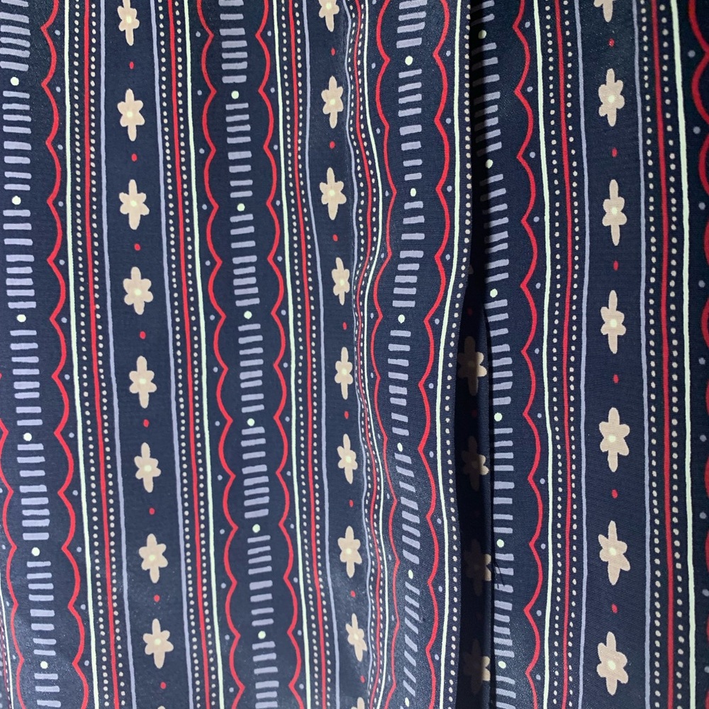 Patterned blouse - Picture 3 of 5